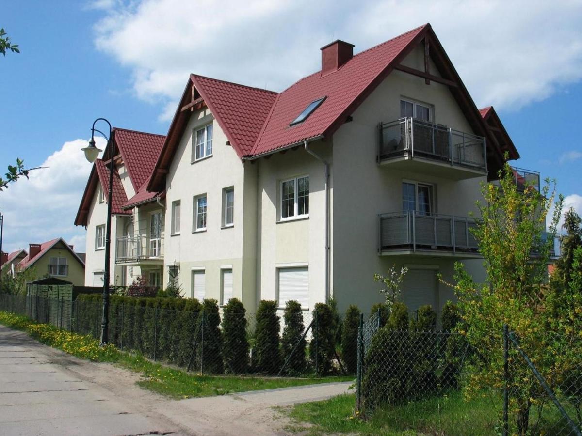 44 Apartment Puck